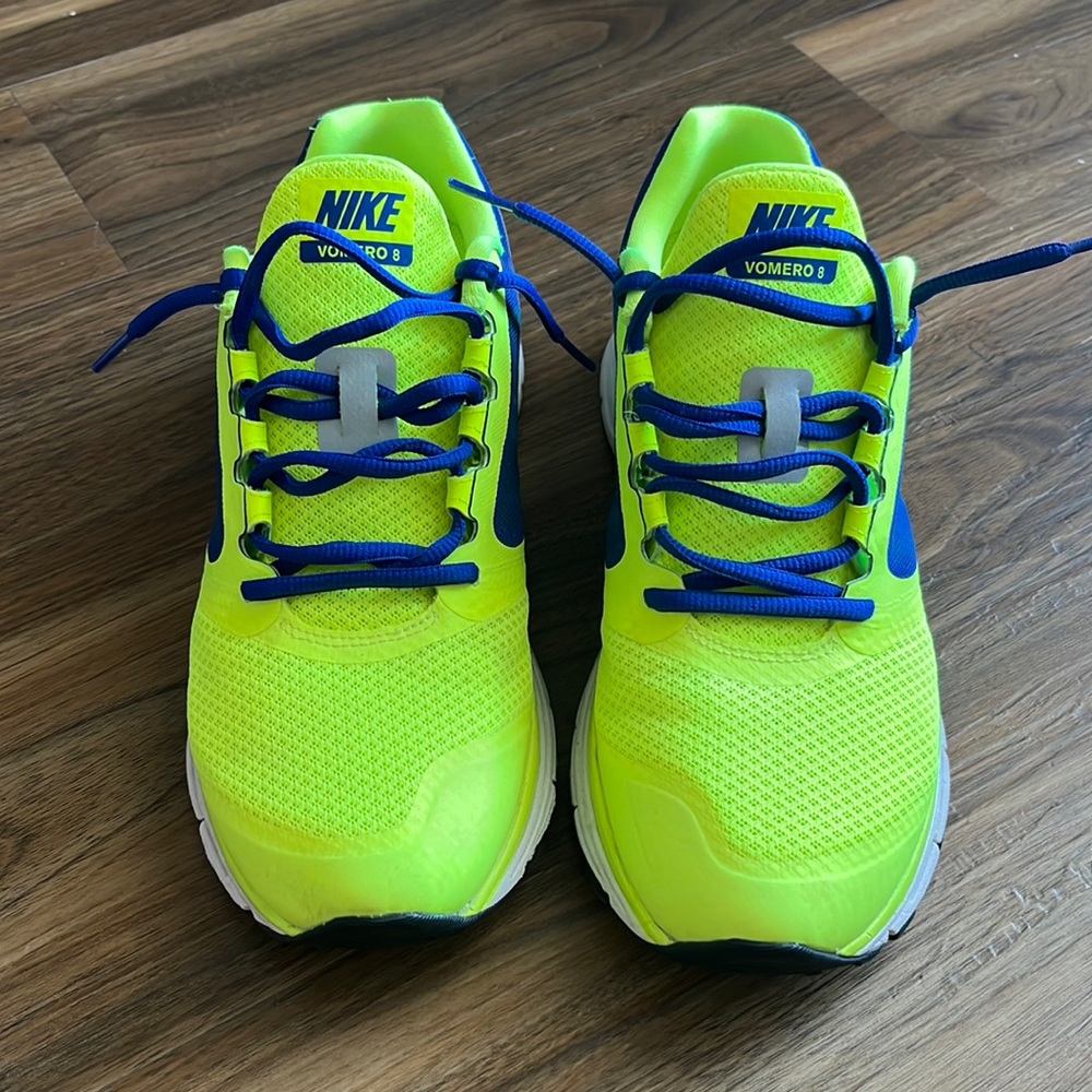 Nike Vomero 8 Sneakers